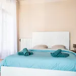 Bright And Spacious Family Nest In *