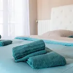 Bright And Spacious Family Nest In