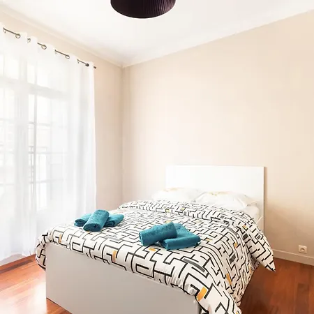 Bright And Spacious Family Nest In * Perpignan