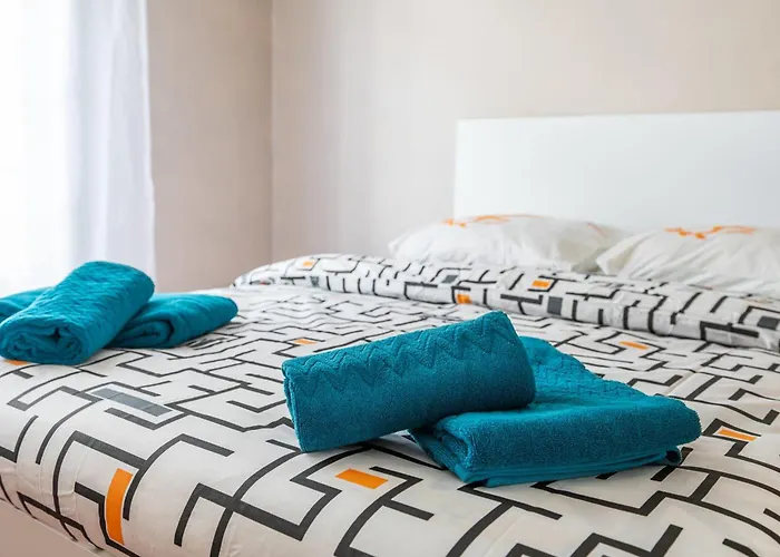 Appartement Bright And Spacious Family Nest In