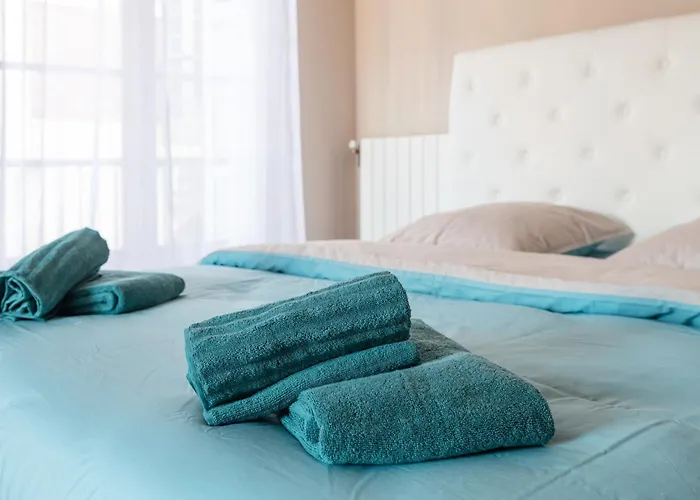 Bright And Spacious Family Nest In