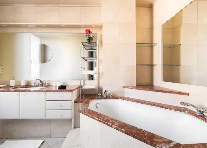 Appartement Bright And Spacious Family Nest In Perpignan